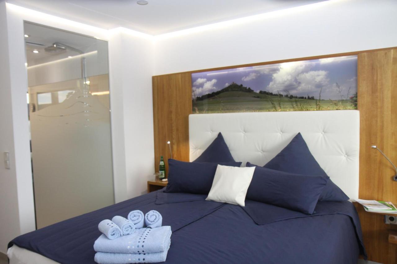 Natuerlich Famos Schlafen Hotel วาร์บวร์ก ภายนอก รูปภาพ
